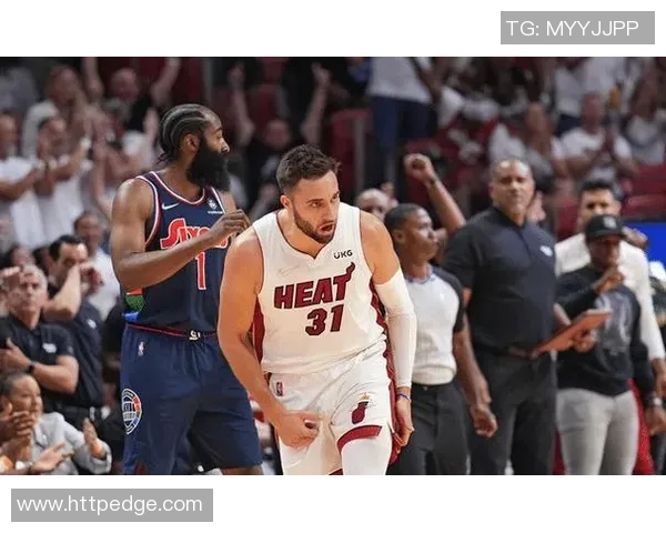 费城76人对阵犹他爵士的精彩比分结果分析与赛后点评 费城76人对阵犹他爵士的精彩比分结果分析与赛后点评