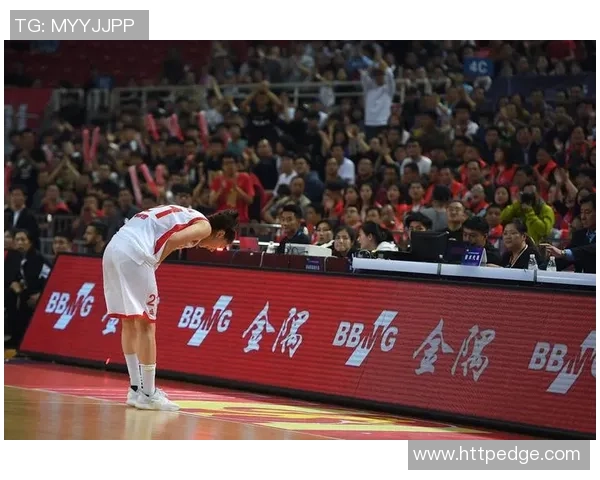 2018年WCBA总决赛北京队与东莞队激战正酣精彩瞬间回顾与分析