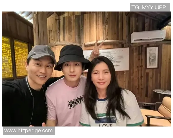 余嘉豪的成长之路与未来展望：从青涩少年到篮球场上的璀璨明星