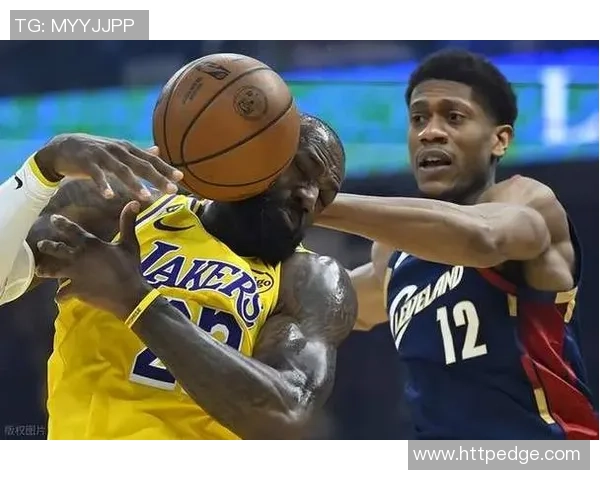 骑士与湖人精彩对决视频回放全程回顾与精彩瞬间解析 骑士与湖人精彩对决视频回放全程回顾与精彩瞬间解析