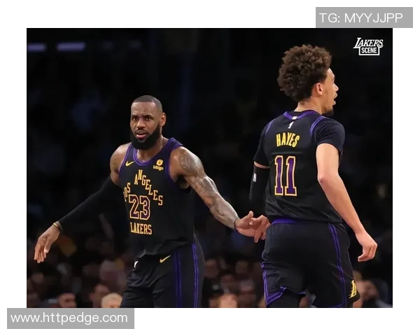 2016年灰熊与湖人对决回顾：经典时刻与精彩瞬间的碰撞