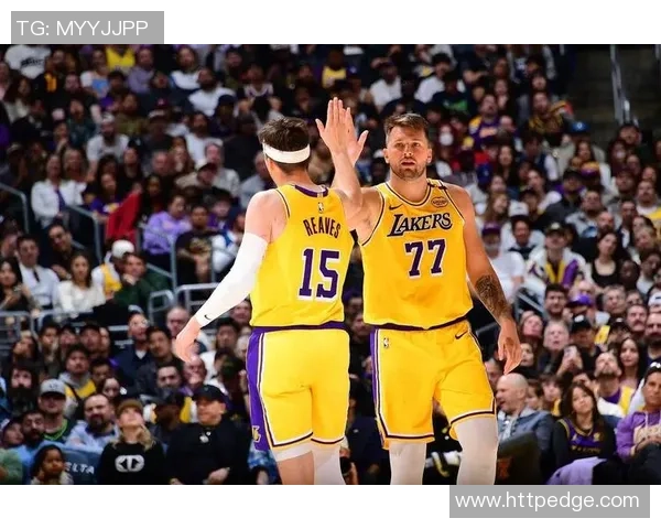 CCTV直播湖人对决公牛精彩赛事回顾与分析