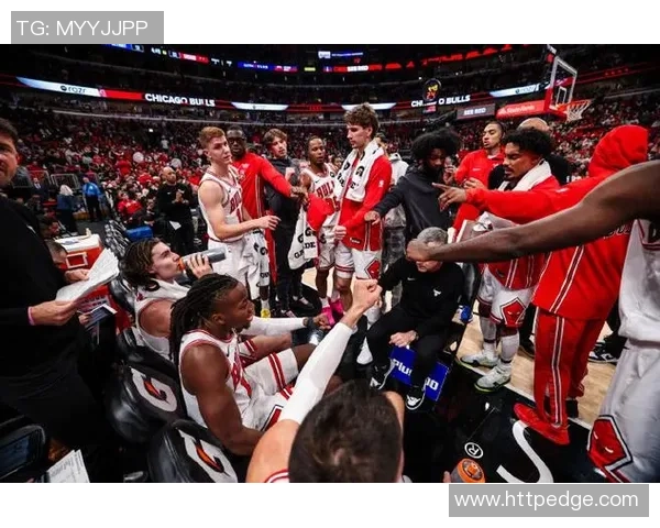 90年代公牛队与活塞队的经典对决回顾与战术分析