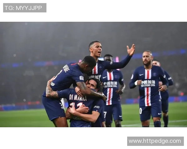 巴塞罗那与巴黎圣日耳曼精彩对决图片回顾与分析 巴塞罗那与巴黎圣日耳曼精彩对决图片回顾与分析