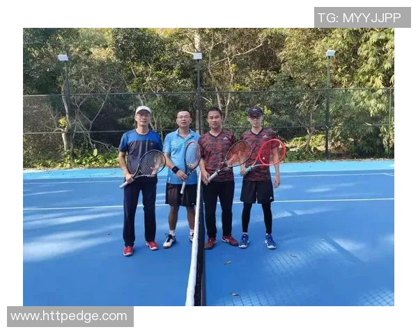 广州网球队的速度之谜：网球巨献背后的训练与技巧探讨