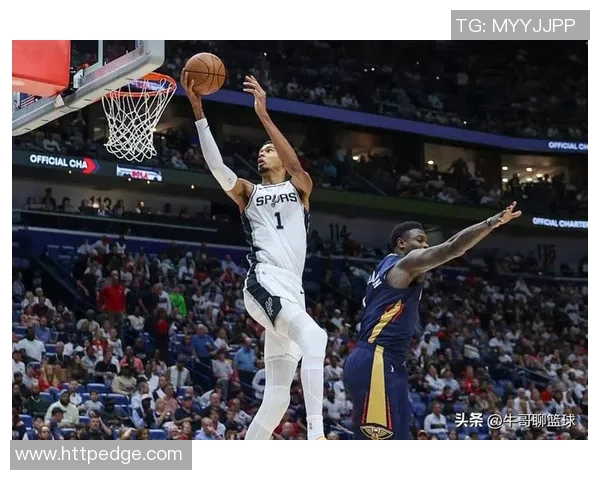 文班亚马首场比赛表现惊艳5次盖帽隔扣字母哥引发热烈讨论