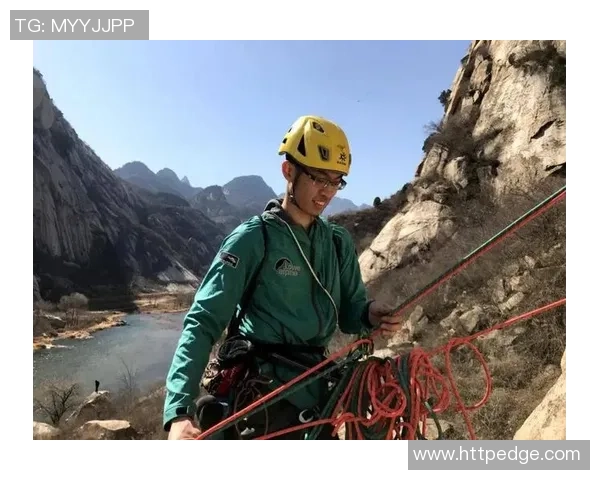 攀岩战术创新探索上海攀岩队的灵活转换体系解析与实践