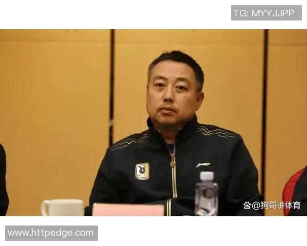 冯导与刘国梁的乒乓传奇对决探讨乒乓球发展与未来方向